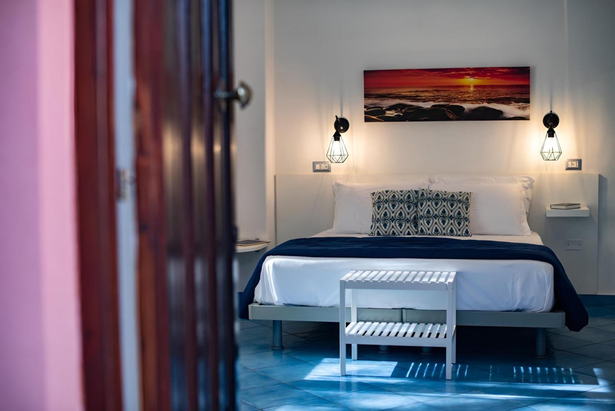 Sonnino B&B Procida Værelse billede